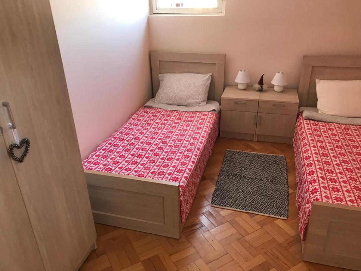 Apartment On Botanikuri Tbilisi Esterno foto